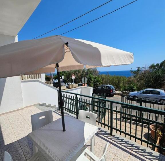 חדר סטנדרטי לשלושה עם נוף, Alba Di Mare Apparamento Con Parcheggio E Vista Mare