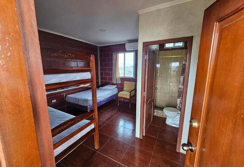 패밀리 룸, Camping Hostel