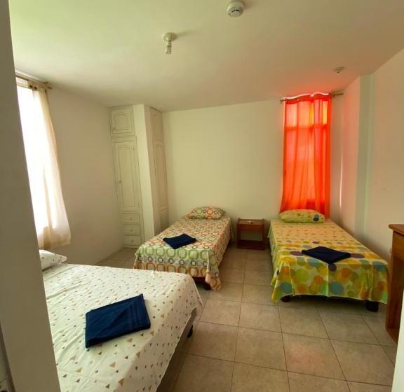 غرفة قياسية مزوَّدة بتراس, Hostal El Paraíso