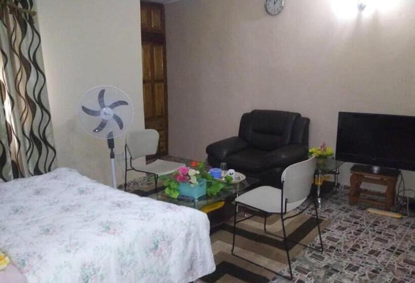 اتاق استاندارد, Tall Tree Lodge Freetown