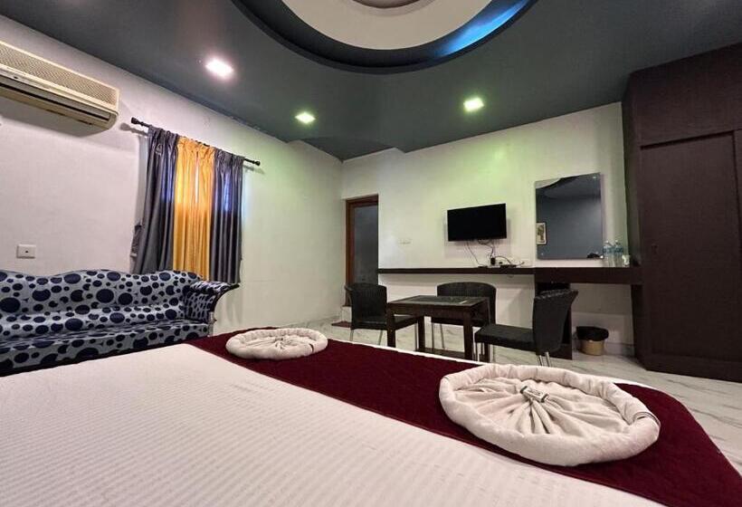 سوییت خانوادگی, The Ocean Grand