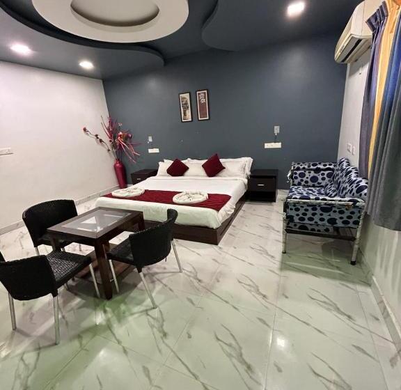 سوییت خانوادگی, The Ocean Grand