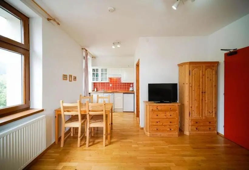 １ベッドルームアパートメント, Apartmány Javorka
