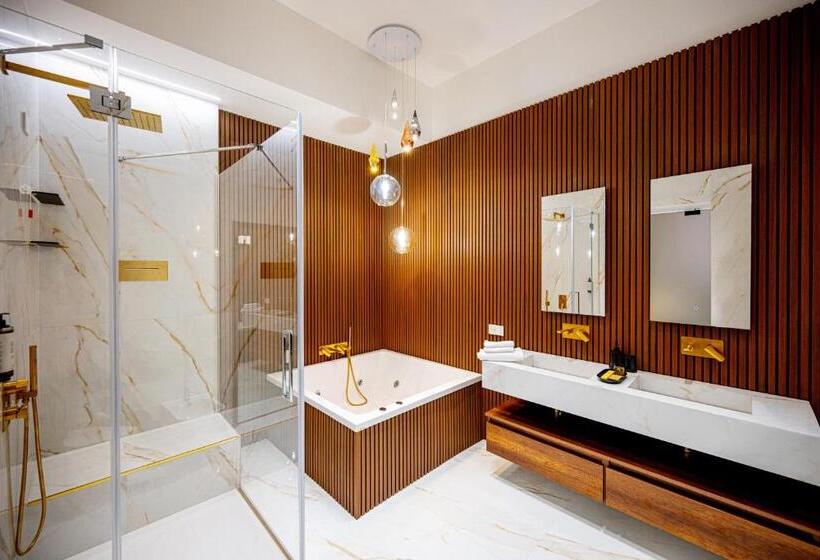 سوییت لوکس, Di Virgilio Suite Luxury