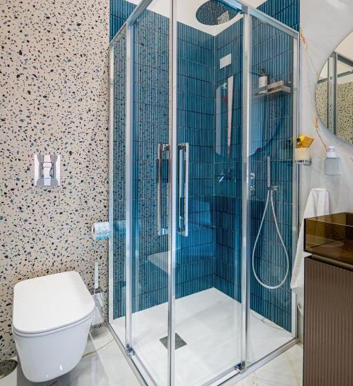 اتاق لوکس با تخت بزرگ, Di Virgilio Suite Luxury