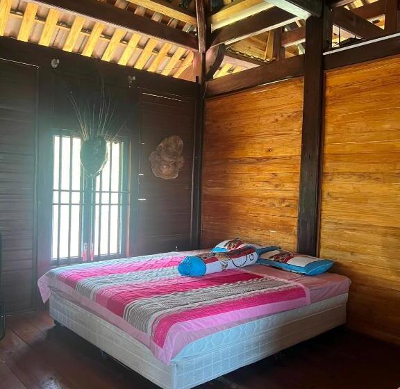 اتاق خانوادگی, Khánh Sơn Nhà Sàn Vùng Cao