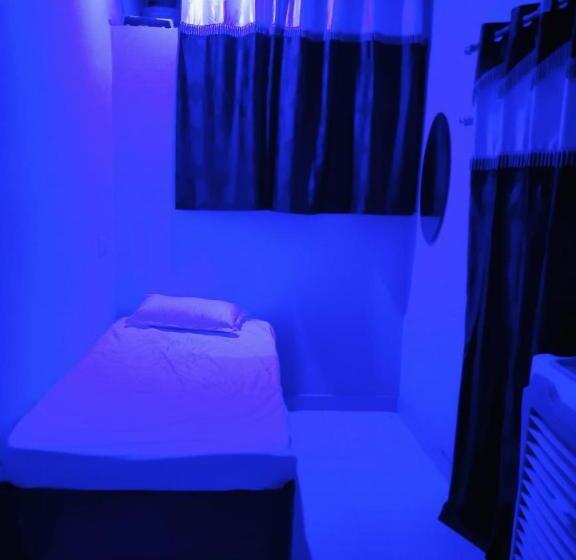 标准单人间共用浴室, New Kashi Pain Guest House