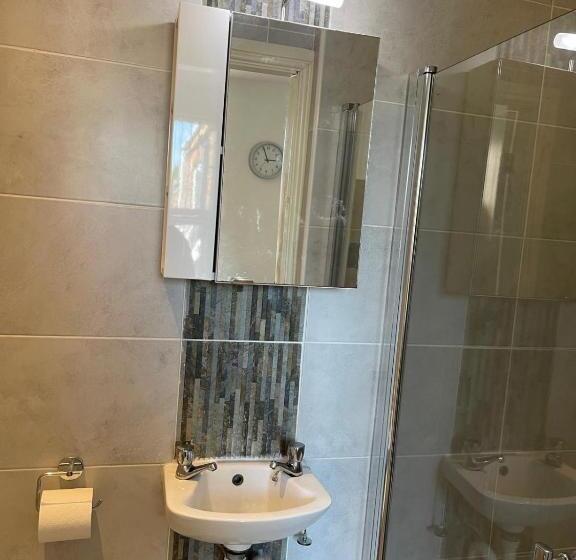 חדר סטנדרט, Town Centre, Very Convenient