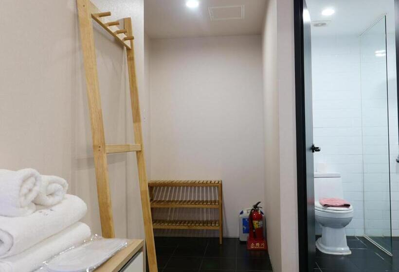 Camera Standard, 셀립순라 Celib Soonra