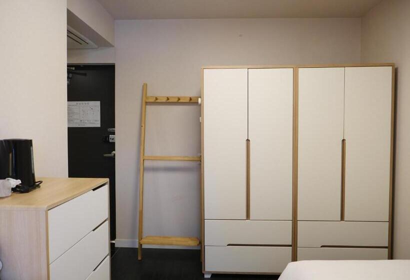 Camera Standard Individuale, 셀립순라 Celib Soonra