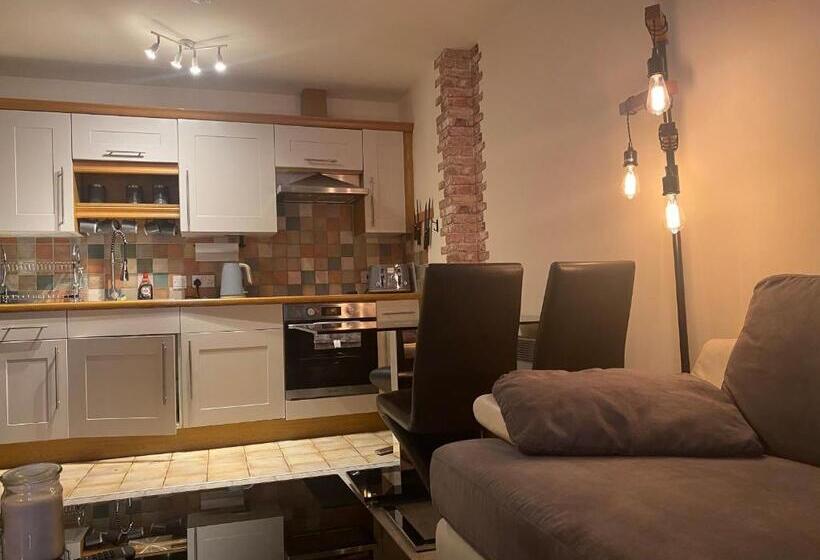 Pokój Standard, 14 16 Whitworth Street