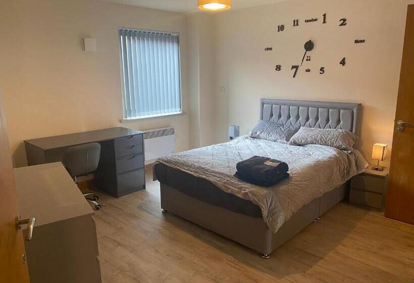 Pokój Standard, 14 16 Whitworth Street