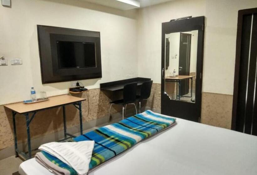 Economy-huone, Lemonhouse Tarun Nagar