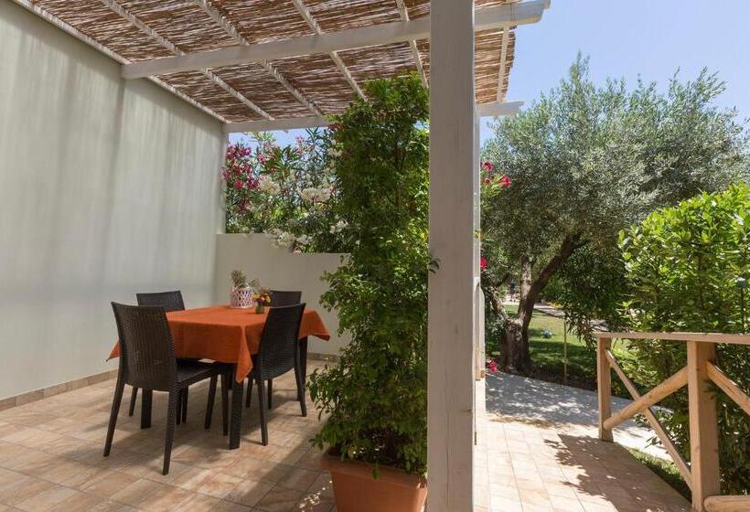 غرفة كومفورت ثلاثية, Tenuta Solentino