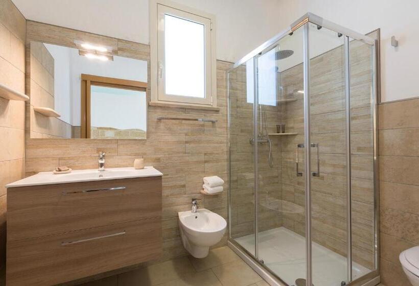 غرفة كومفورت ثلاثية, Tenuta Solentino