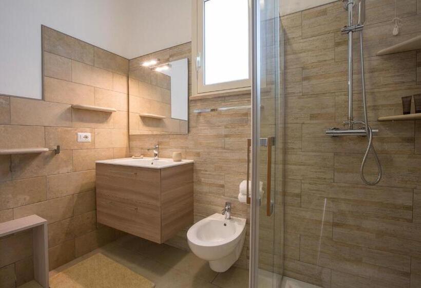 غرفة كومفورت ثلاثية, Tenuta Solentino