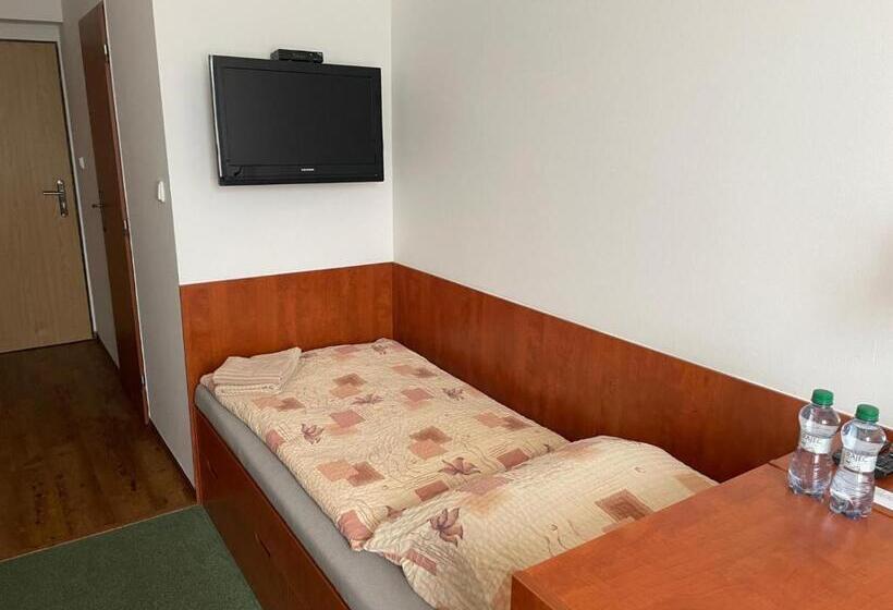 Номер Стандарт, Ubytování Jívka 86