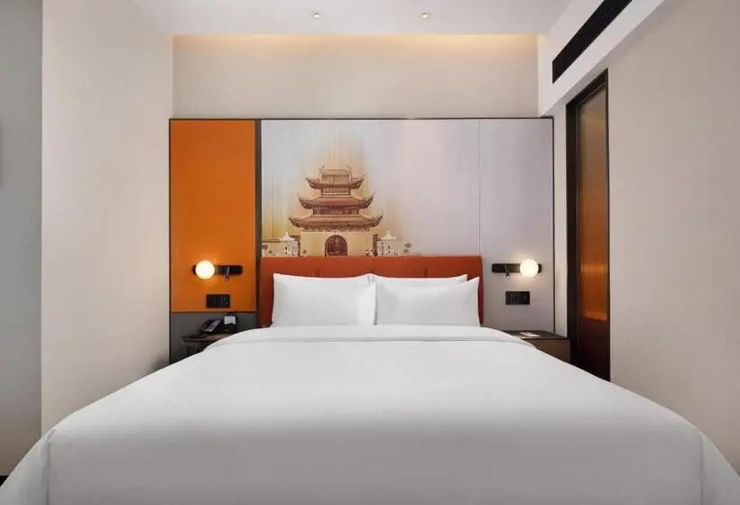 اتاق سوپریور با تخت بزرگ, Hampton By Hilton Nanjing Xianlin University Town