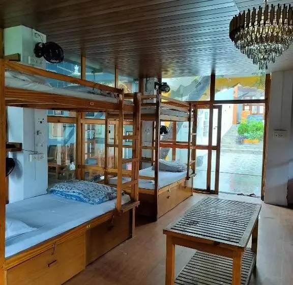 Lit en Chambre Commune, Jungle By Sturmfrei Pushkar