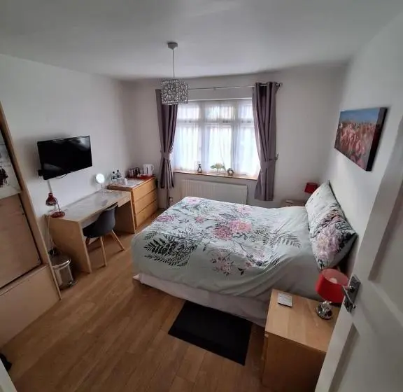 اتاق استاندارد, Harrow B & B