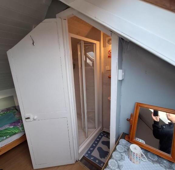 Номер Стандарт Индивидуальный, Harrow B & B