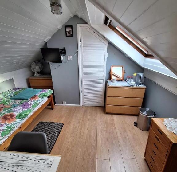 Номер Стандарт Индивидуальный, Harrow B & B