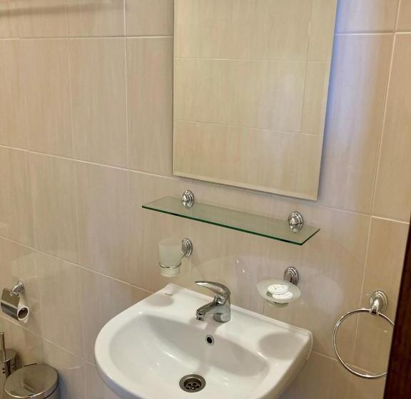 Номер Deluxe с Балконом, Balkan Aparts