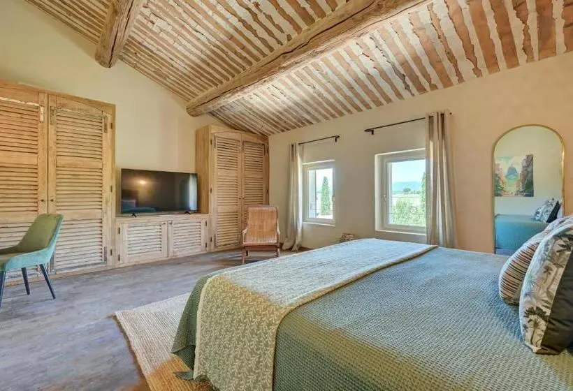 デラックスルーム, Bastide Des 7 Sœurs