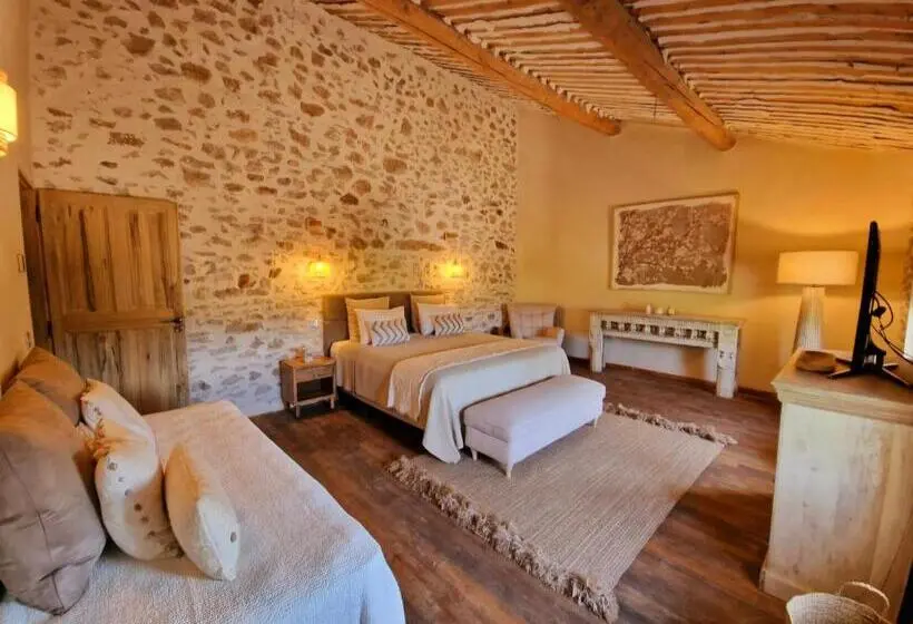 スーペリアールーム, Bastide Des 7 Sœurs