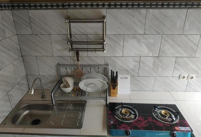 חדר סטנדרט נוף לגינה, Lami Guest House By Ton Solutions