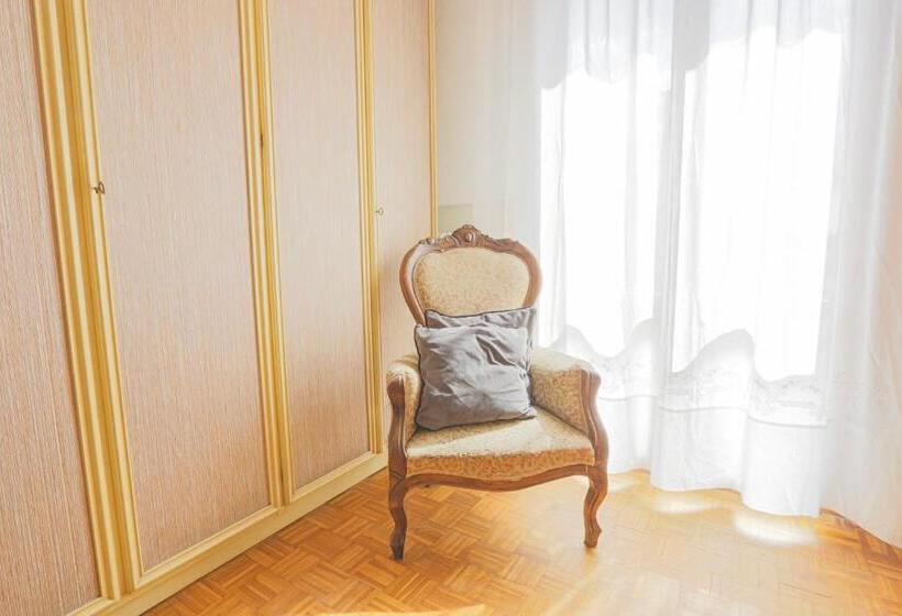 اتاق استاندارد با سرویس بهداشتی مشترک, Le Barche Guest House