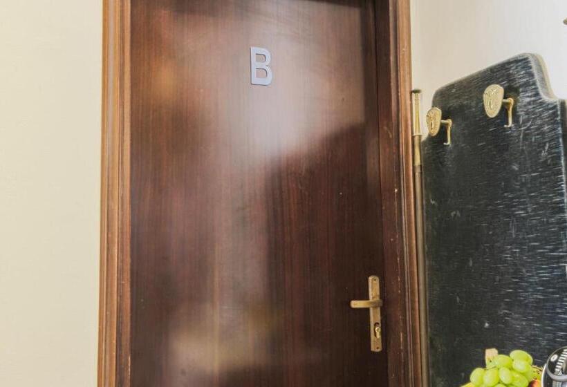 اتاق استاندارد یک تخته با سرویس بهداشتی مشترک, Le Barche Guest House