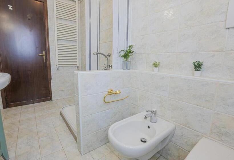 اتاق استاندارد یک نفره, Le Barche Guest House