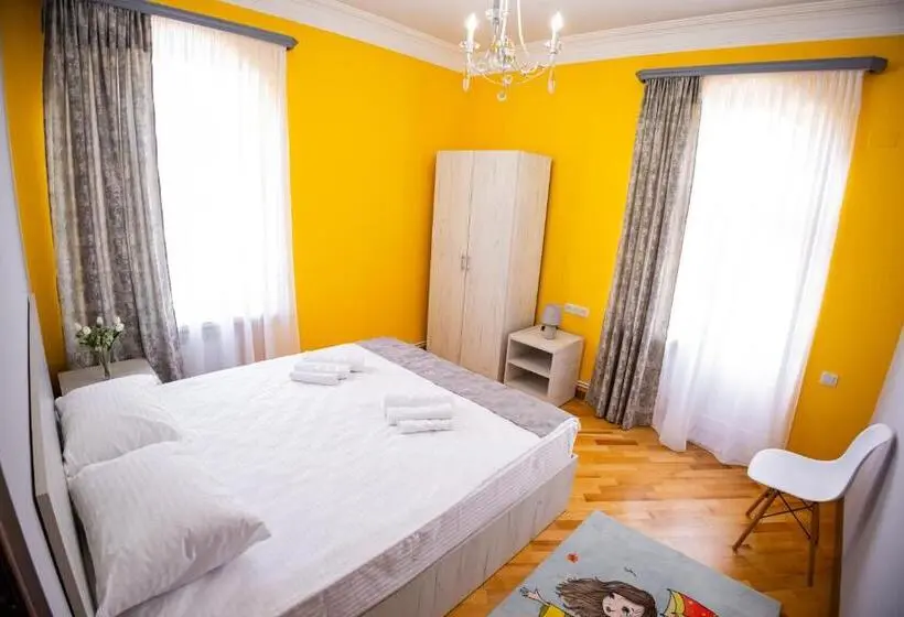 اتاق استاندارد با چشمانداز کوهستان, Lily S Guest House