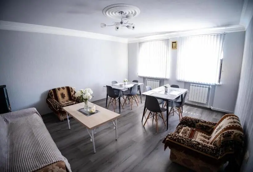 اتاق استاندارد با چشمانداز, Lily S Guest House