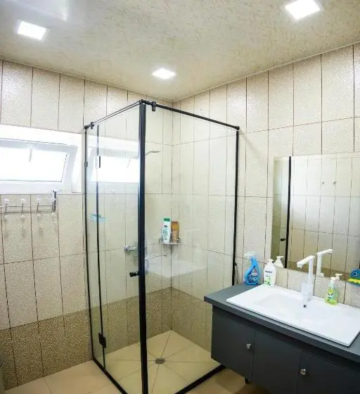 اتاق استاندارد با چشمانداز, Lily S Guest House
