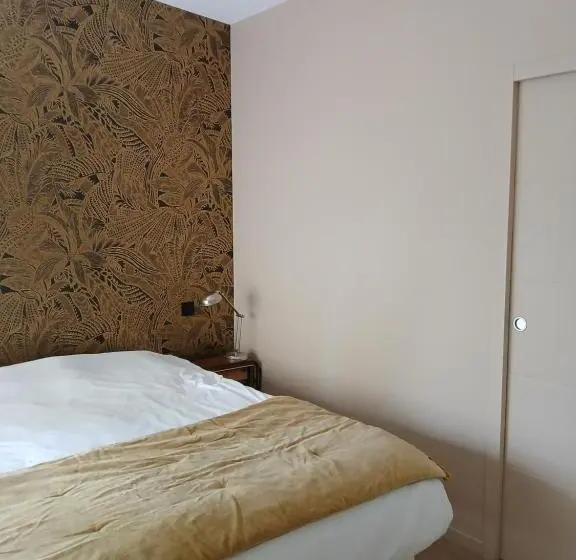 スタンダードルーム, Chambre Avec Terrasse Et Salle De Bain Privative