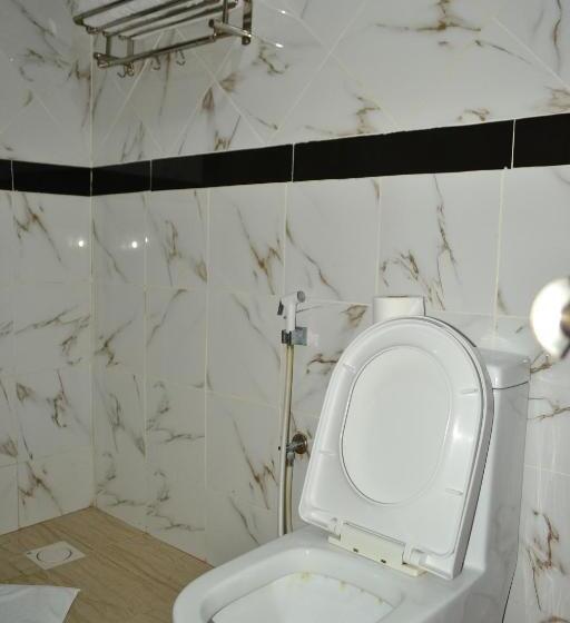 디럭스 룸, Morena Dodoma Hotel & Apartment