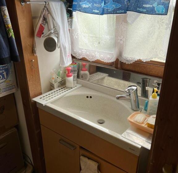 Четырехместный Номер Стандарт, 一日限定一組の宿なんでもん