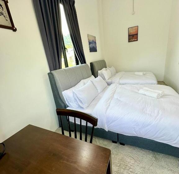 חדר משפחתי דלוקס, Ferringhi Inn 51