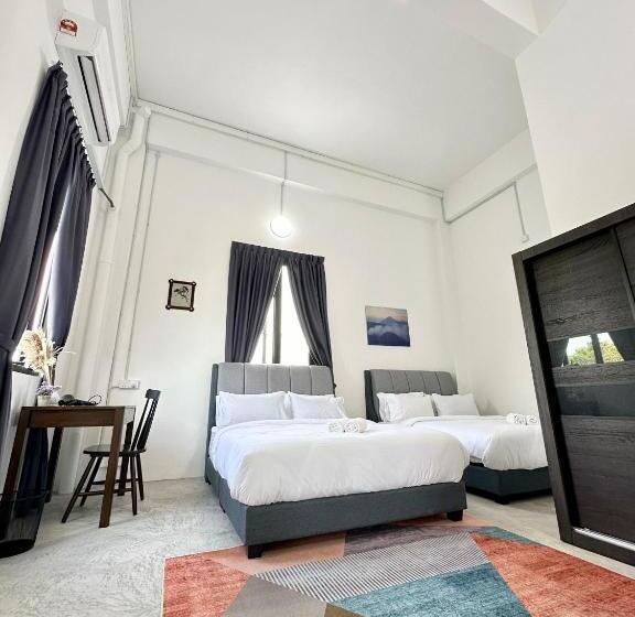 Семейный Номер Deluxe, Ferringhi Inn 51