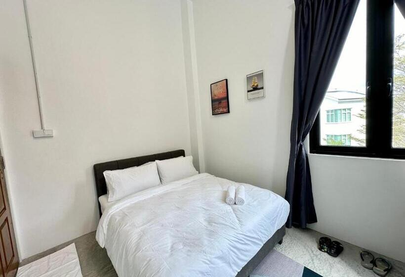 חדר סטנדרט נוף להרים, Ferringhi Inn 51