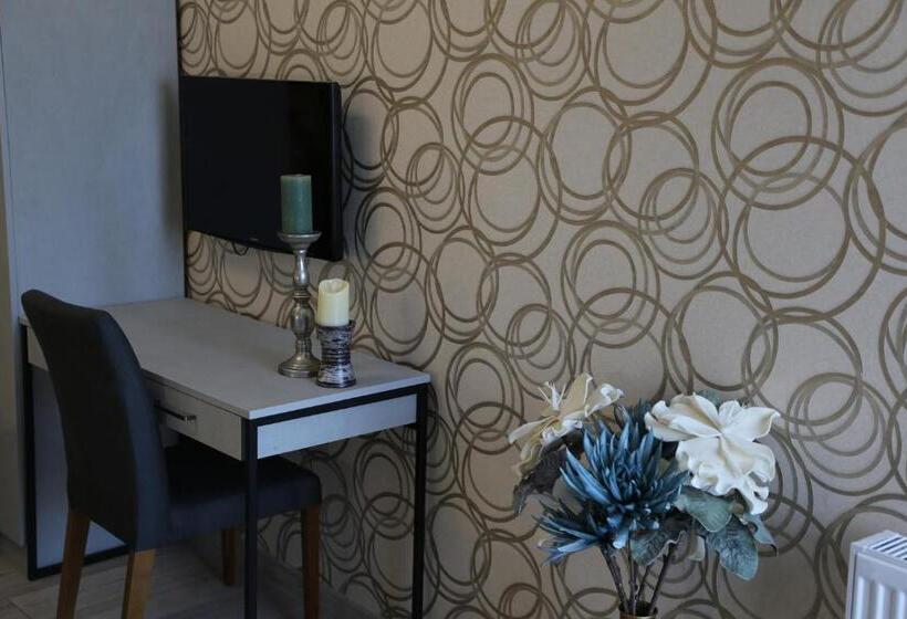 اتاق استاندارد, Saguramo Bliss