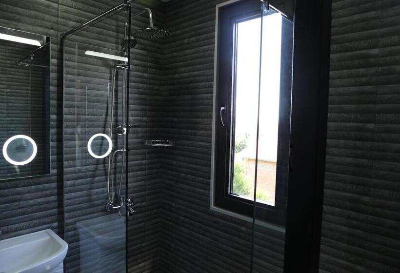 اتاق استاندارد با تراس, Saguramo Bliss