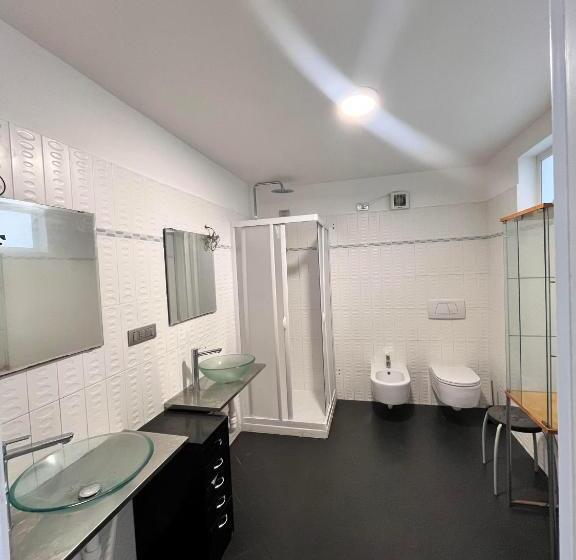 스탠다드 룸 킹사이즈 침대, Times Square