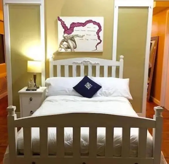 シティビュー１ベッドルームアパート, Greenhills 1br Lower Penthouse W Panoramic View