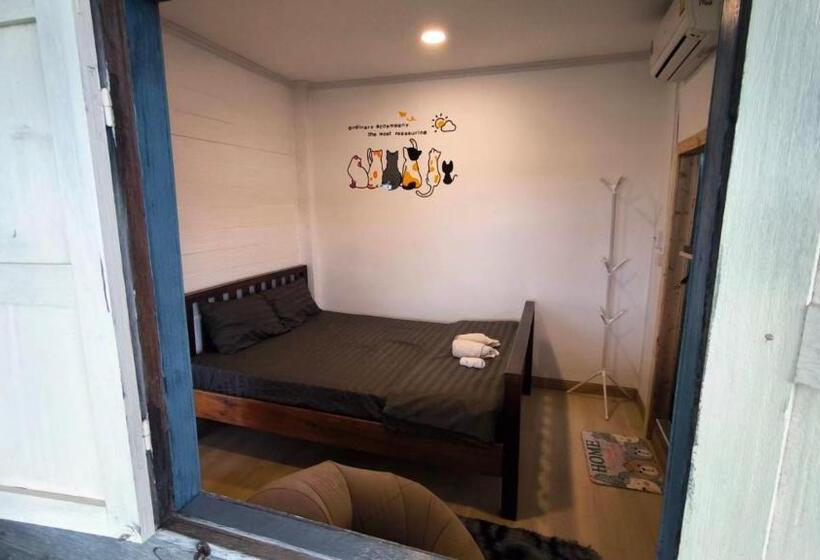 Standard Szoba, เชียงคาน ฮักเลย ฮักกัญ โฮมสเตย์   ຊຽງຄານ ຮັກເລີຍ ຮັກກັນ ໂຮມສະເຕ Chiang Khan Hugloei Hugkan Homestay