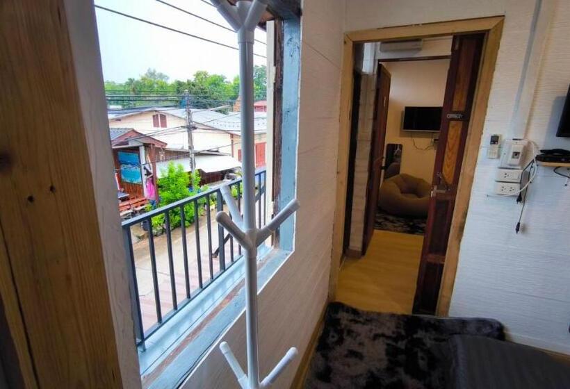 Standard Szoba, เชียงคาน ฮักเลย ฮักกัญ โฮมสเตย์   ຊຽງຄານ ຮັກເລີຍ ຮັກກັນ ໂຮມສະເຕ Chiang Khan Hugloei Hugkan Homestay