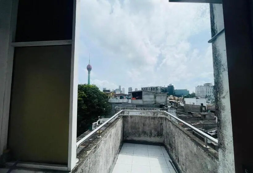 اتاق خانوادگی, Ez Stay Guesthouse