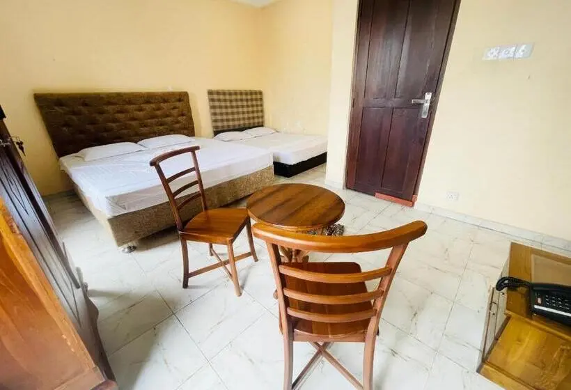 اتاق خانوادگی, Ez Stay Guesthouse